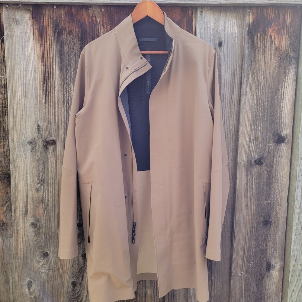 Lululemon Drivers Coat L